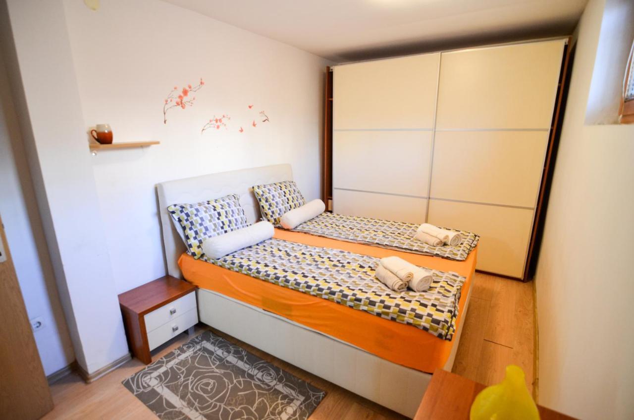 Blacksmith Apartment + Free Private Parking Sarajevo Exterior photo